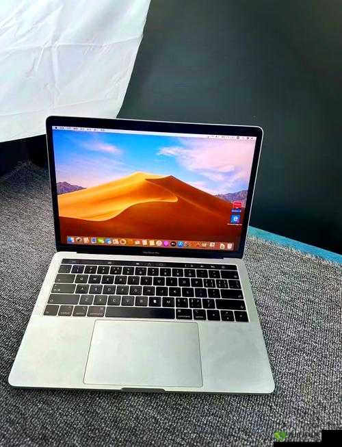 18 岁 MacbookPro 高清功能仍然值得拥有：经典魅力无可替代