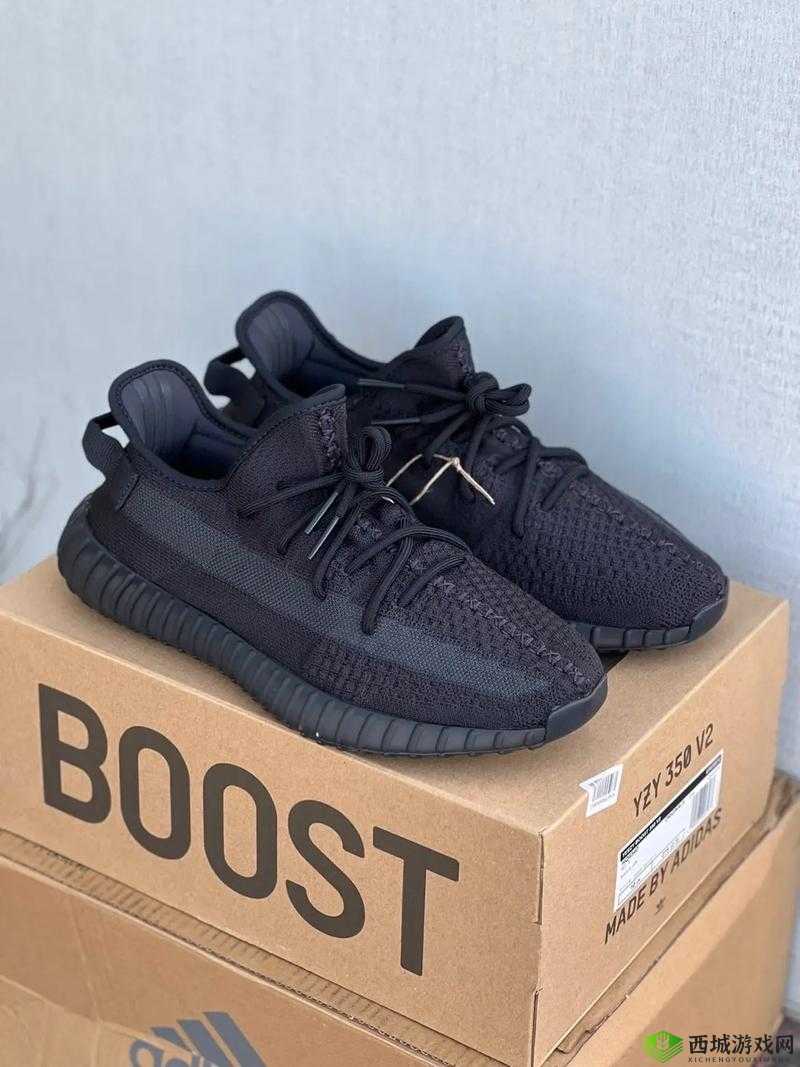 yeezy350v2 亚洲配色：低调奢华，彰显非凡品味